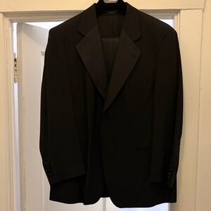 Classic Black Men's Tuxedo